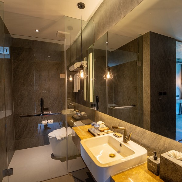 2 Bedroom Suite